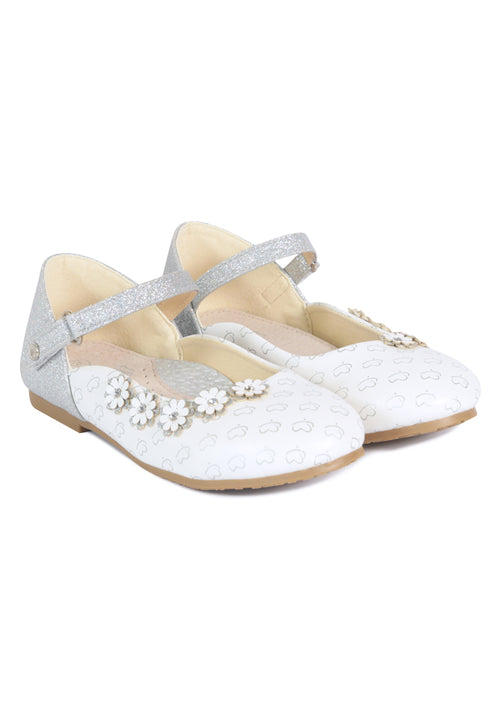 Kurama Girl White Ballet flats-white $25