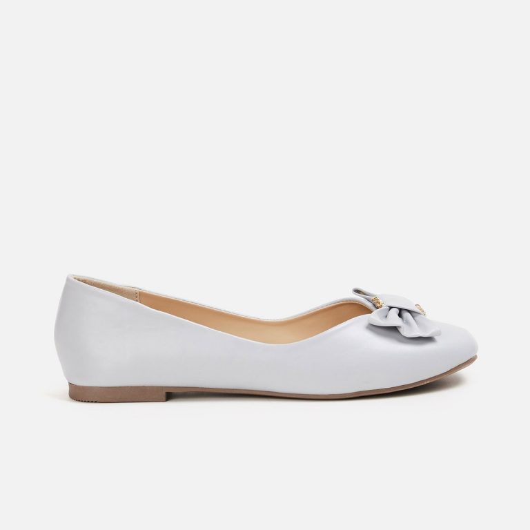 Women Solid Slip-On Ballerinas